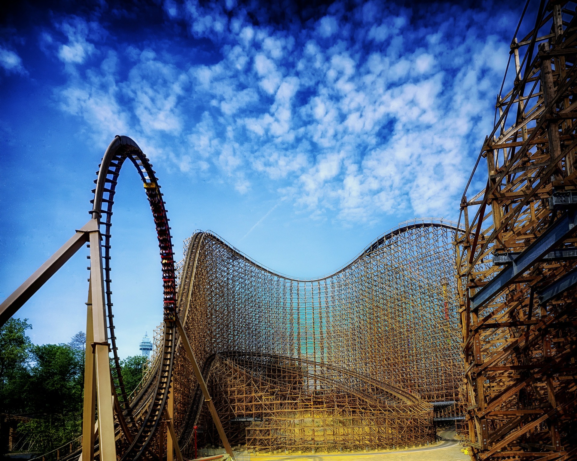 Kings island cheap tickets As a recording and touring artist, James Taylor has touched people with his warm baritone voice and distinctive style of guitar-playing for more than 40 years, while setting a precedent to which countless young musicians have aspired.