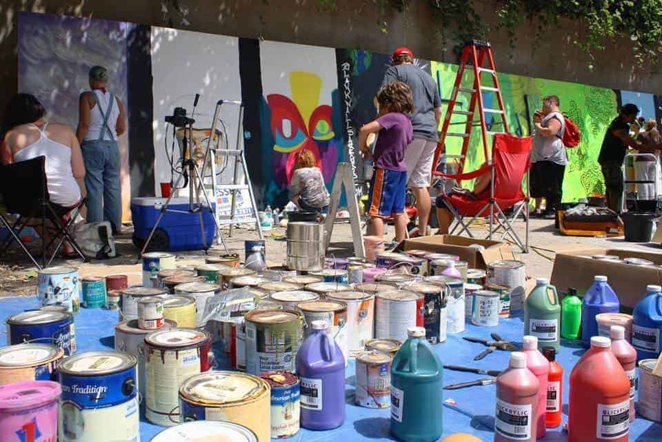urban scrawl Columbus on the Cheap