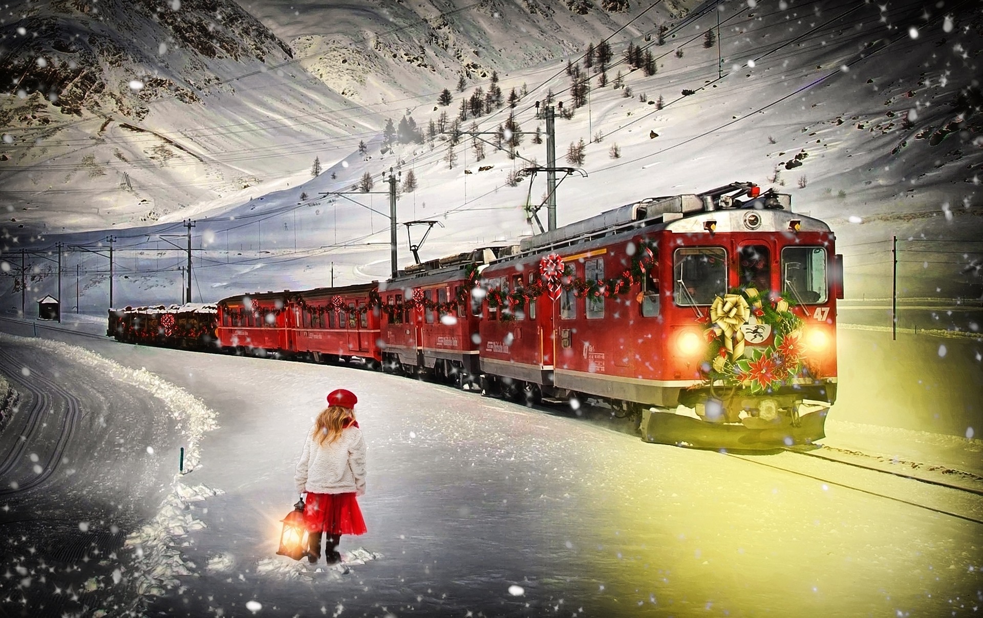 RSVP now! Holiday Train Rides in Ohio: Santa Trains and Polar Express