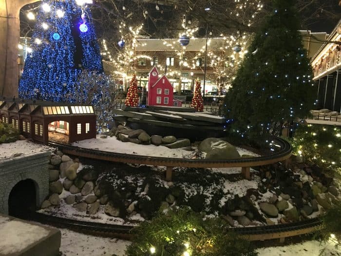 Check out the Christmas Lights Finder website to search near your neighborhood – or use it to take a tour around Columbus!