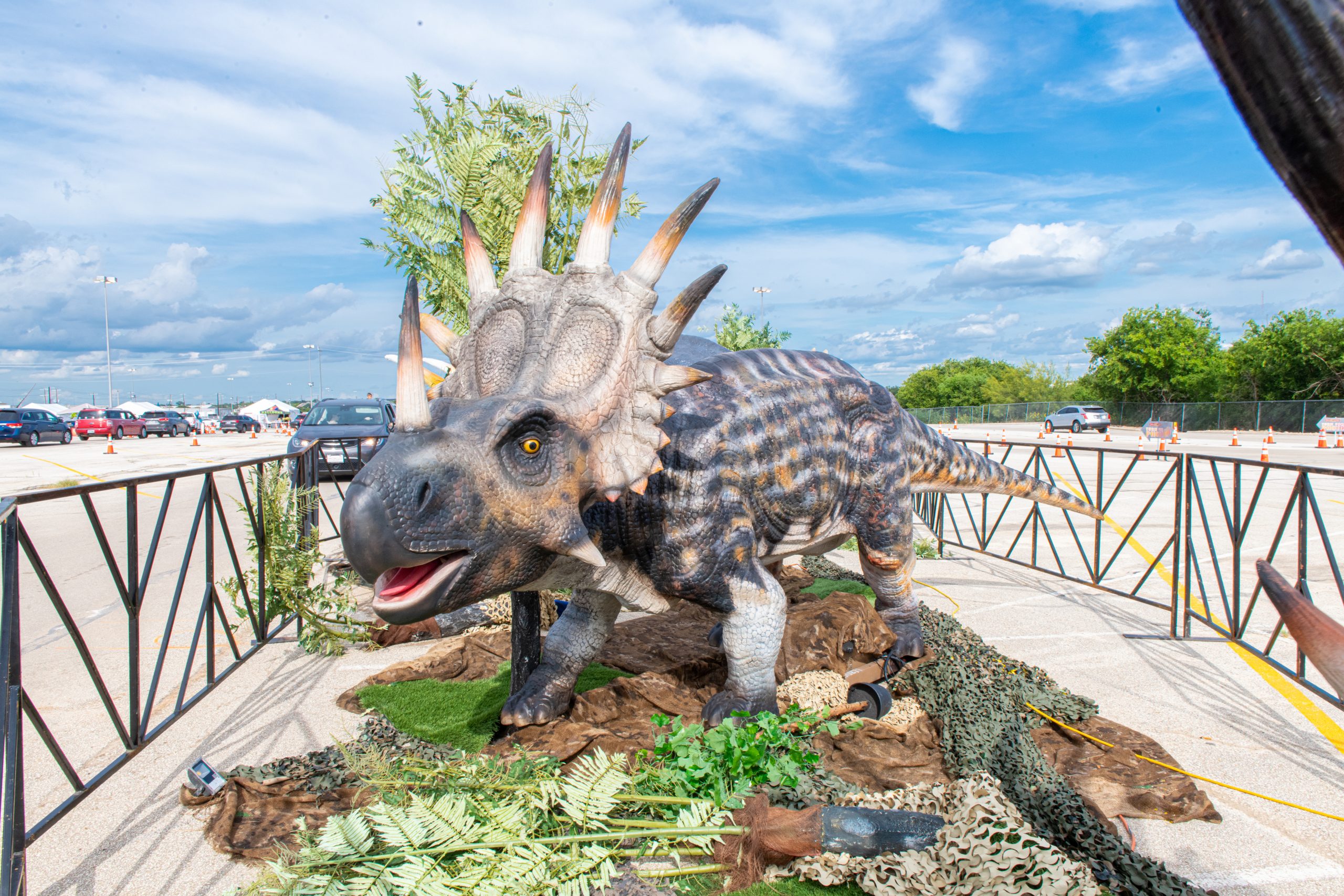 JurassicQuest2590 Columbus on the Cheap