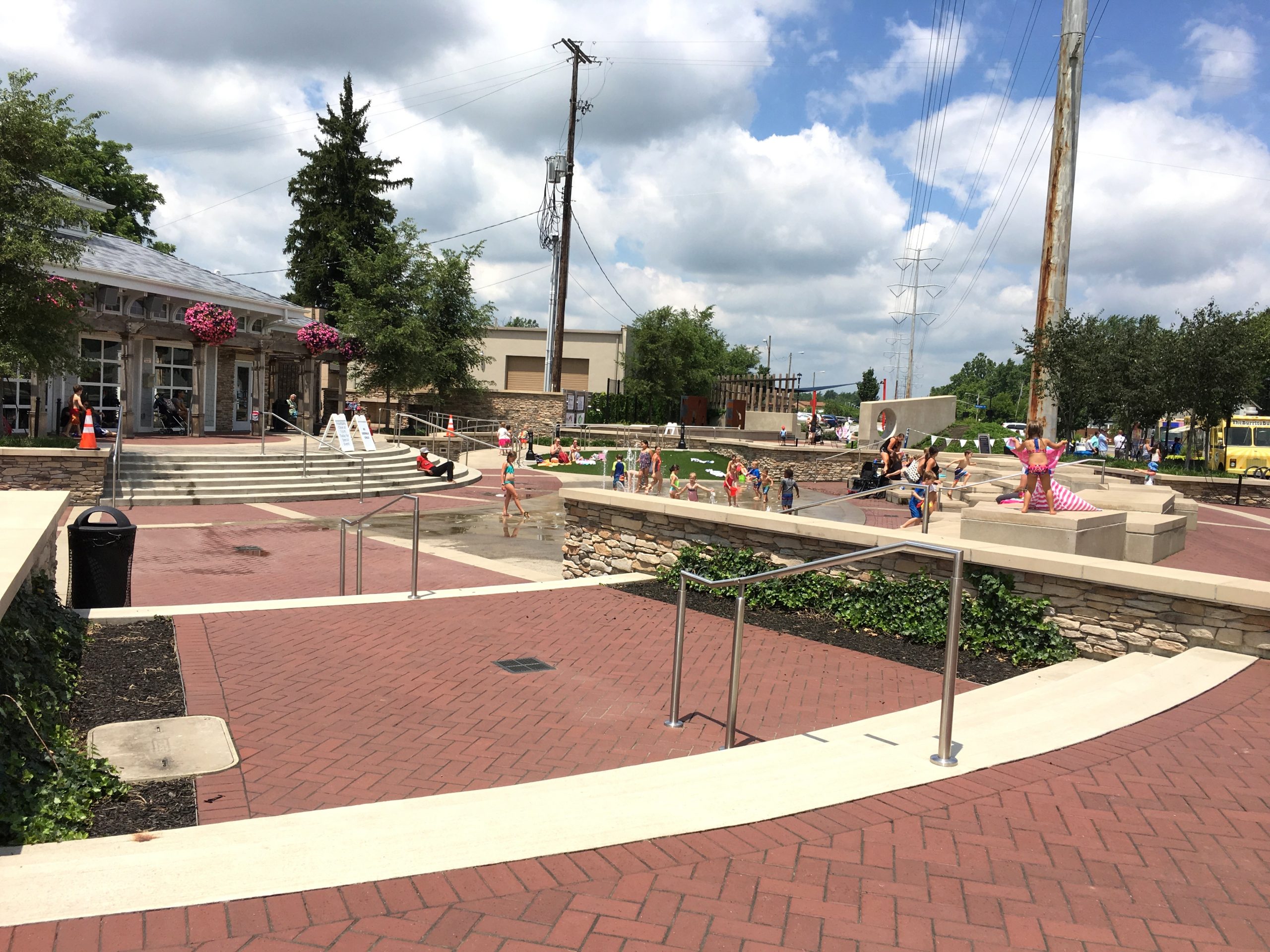 Hilliard Station Park Splash Pad Columbus on the Cheap